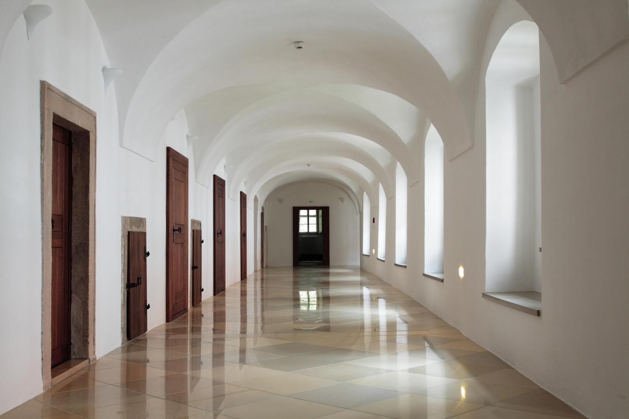 Hotel Monastery